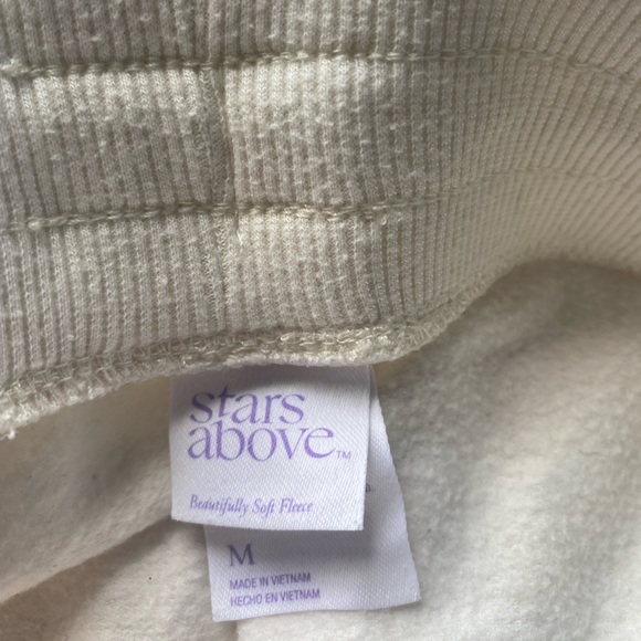 Size: M - Picture 2 of 3